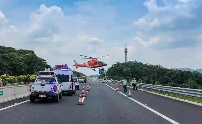 山城区高速公路汽车救援案例