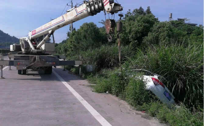山城区重载吊车救援